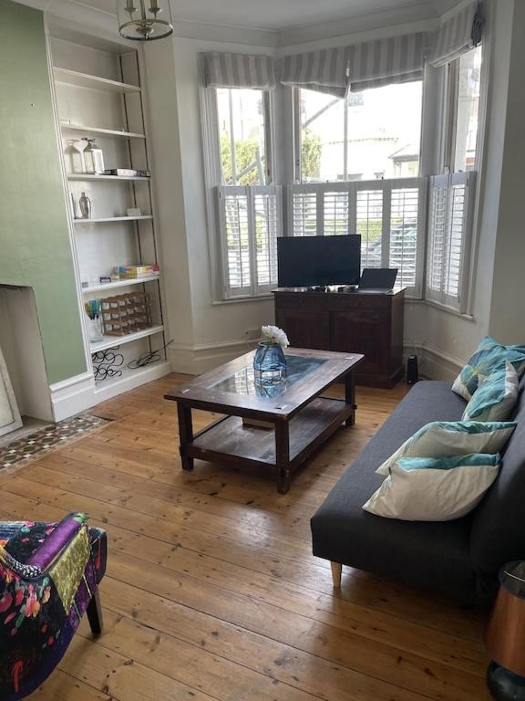 Beautiful Ground Floor Garden Flat Apartment London Exterior photo